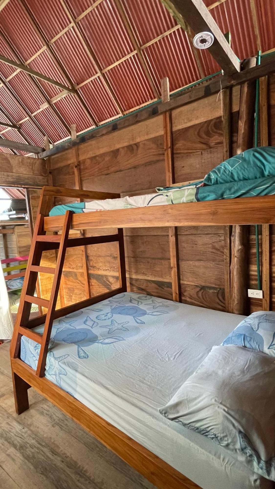 Hostal Velero Relax Guachaca エクステリア 写真