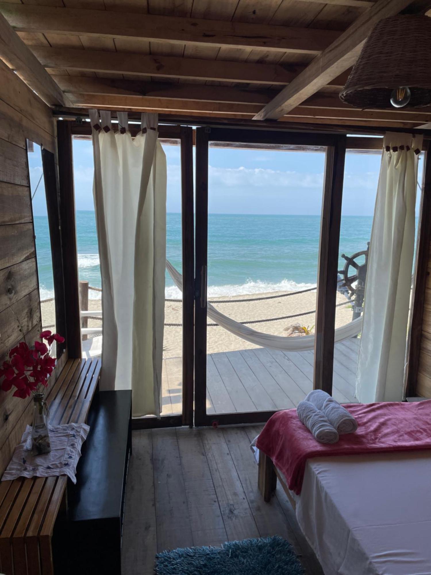 Hostal Velero Relax Guachaca エクステリア 写真