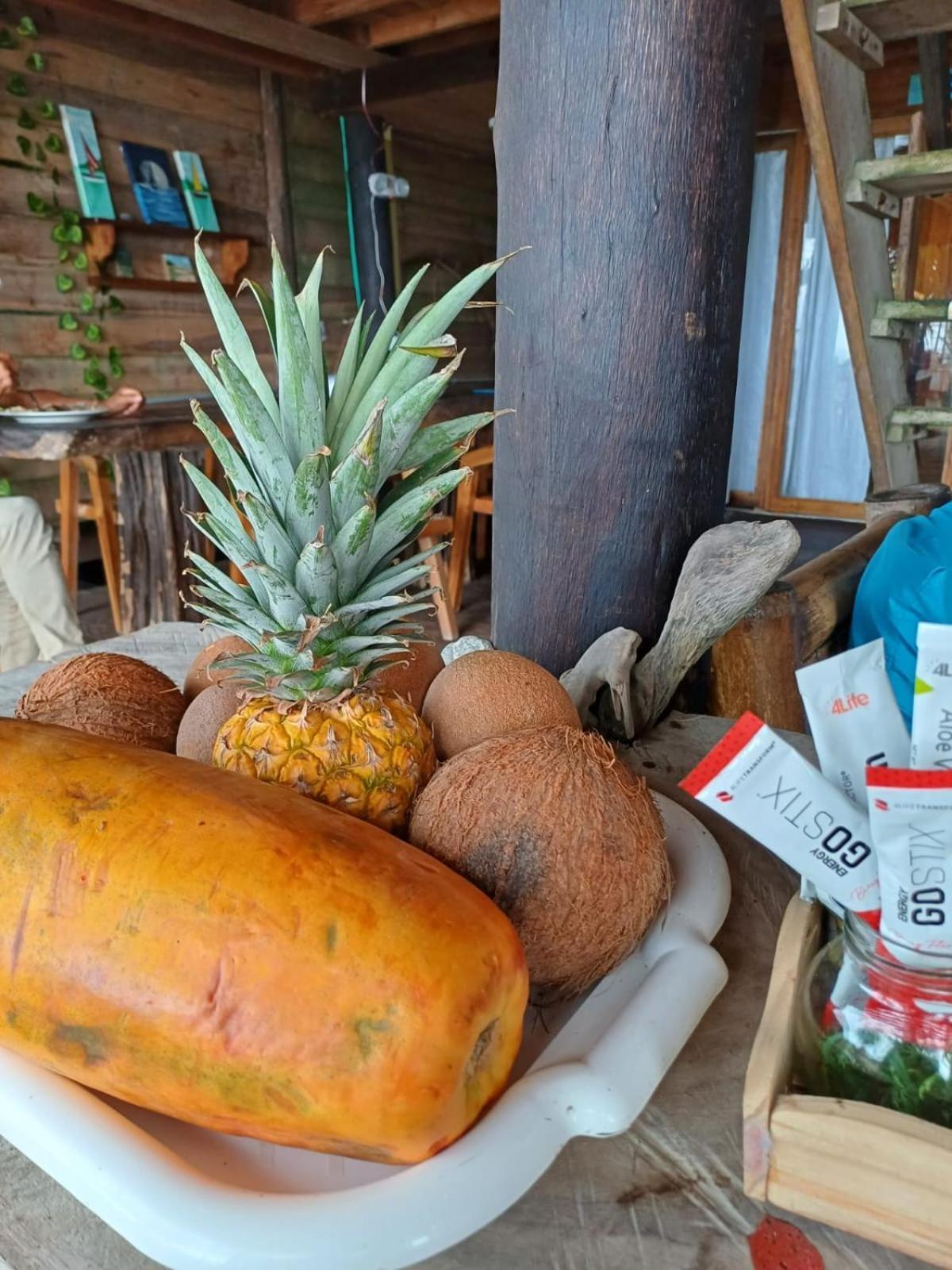 Hostal Velero Relax Guachaca エクステリア 写真
