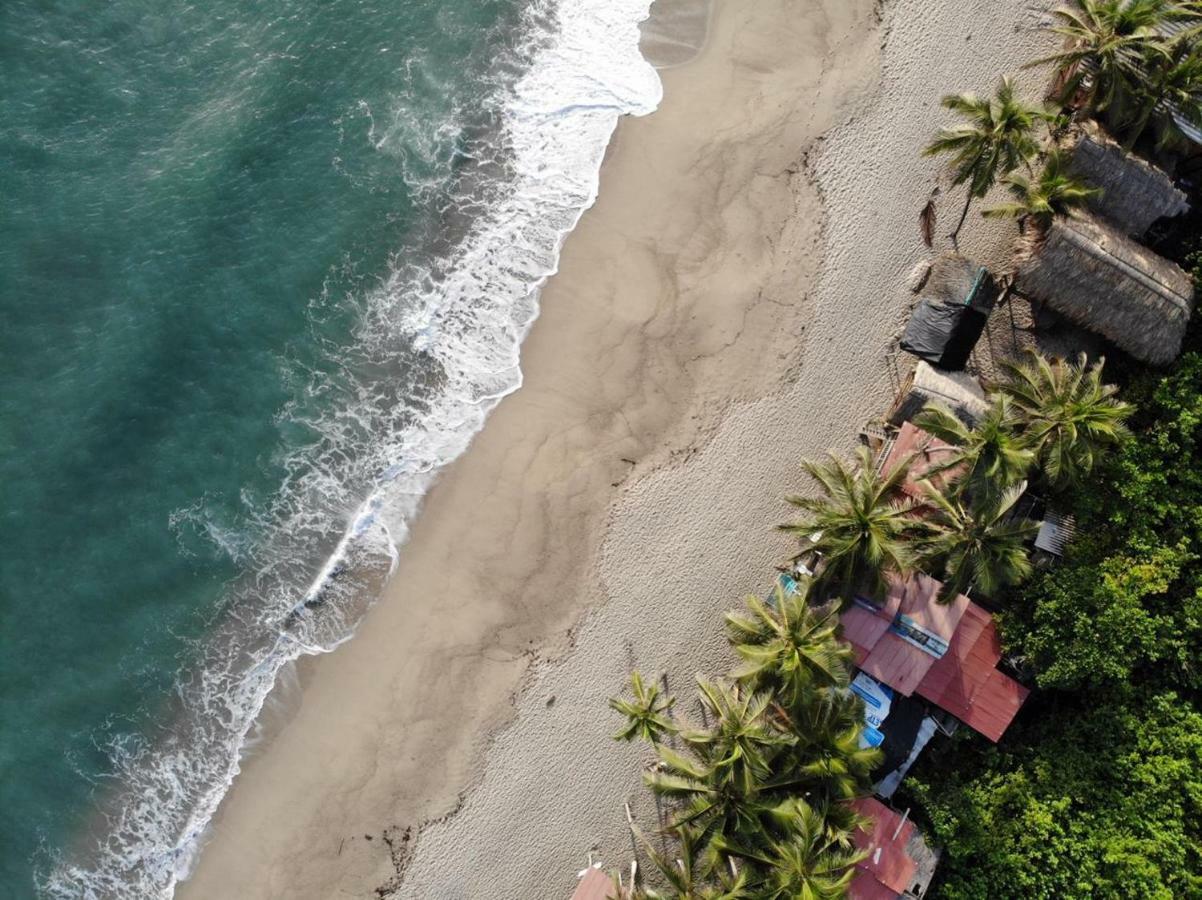 Hostal Velero Relax Guachaca エクステリア 写真
